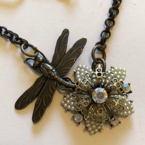 Dragonfly and flower necklace